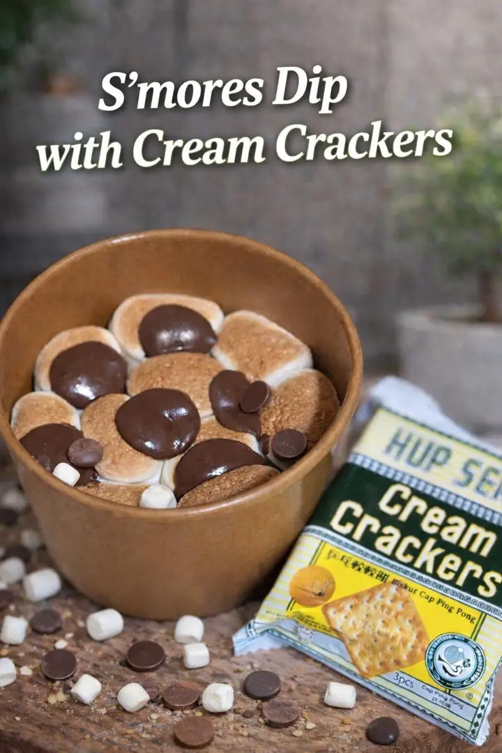 S'mores Dip with Cream Crackers